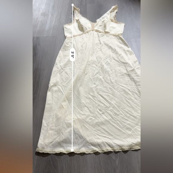 Vintage Union Made 80s Cream Non-Cling Sleeveless‎ Slip Dress Size S Estimated - Picture 11 of 11